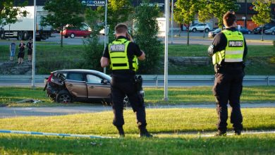 Photo of The Advantages of Hiring an Automobile Accident Attorney